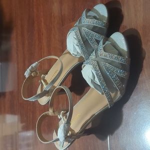 New DREAM PAIRS Women's Nina Low Heel Pump Sandals 8.5